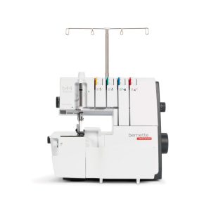 maquina overlock Bernette B44